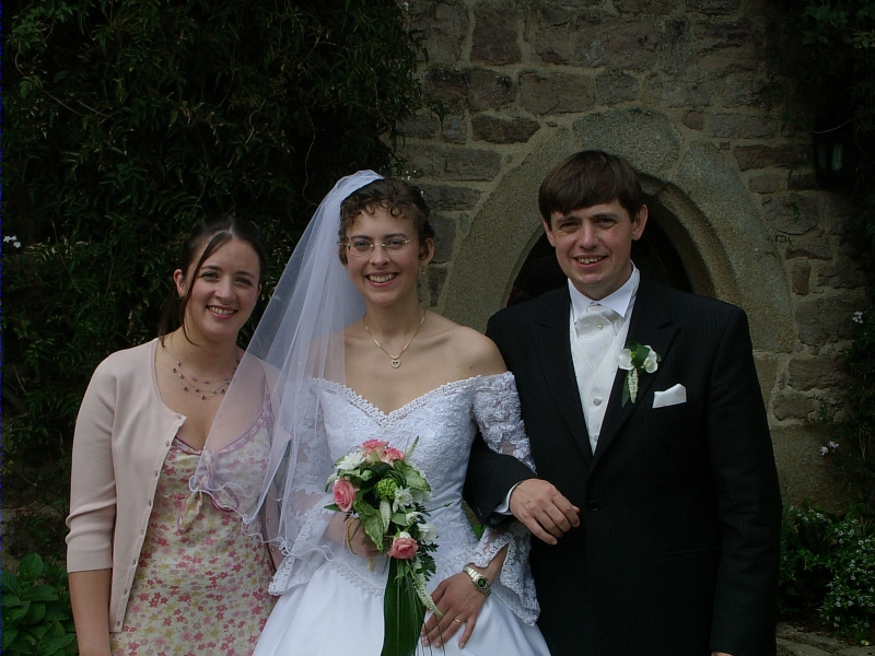 Les mari&eacute;s avec le t&eacute;moin de Karine