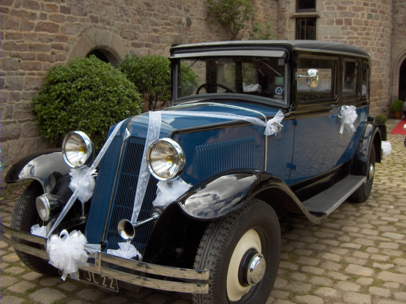 Voiture au Manoir de la No&euml; Verte