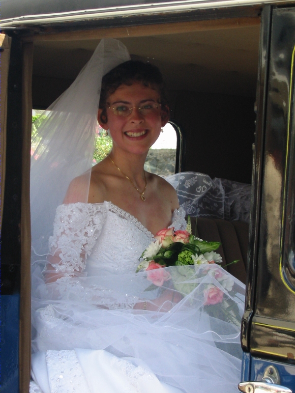 Karine dans la voiture &agrave; la mairie