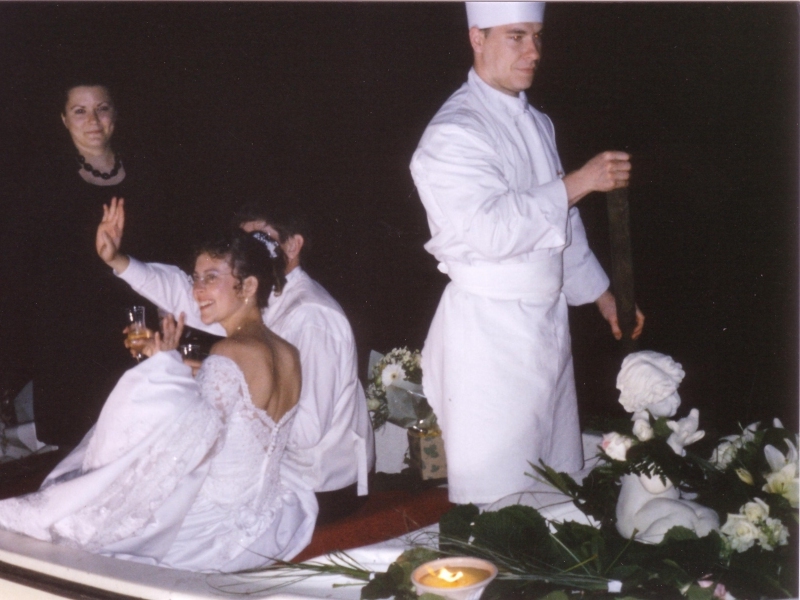 Les mari&eacute;s en barque